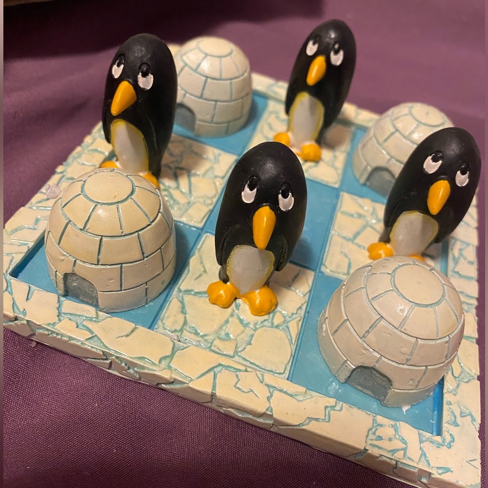 Vintage Penguin Tic-Tac-Toe Set